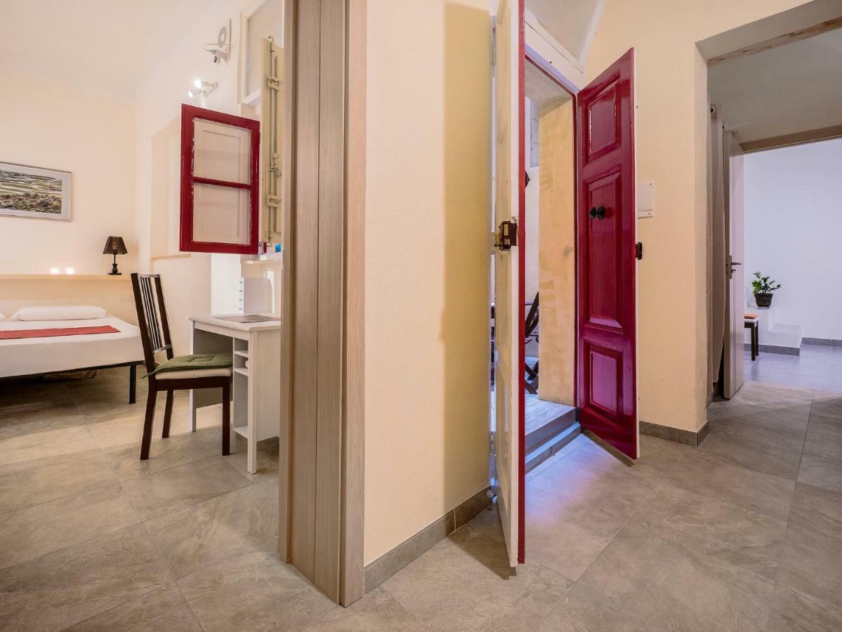 Valletta Main Street Apartment Esterno foto