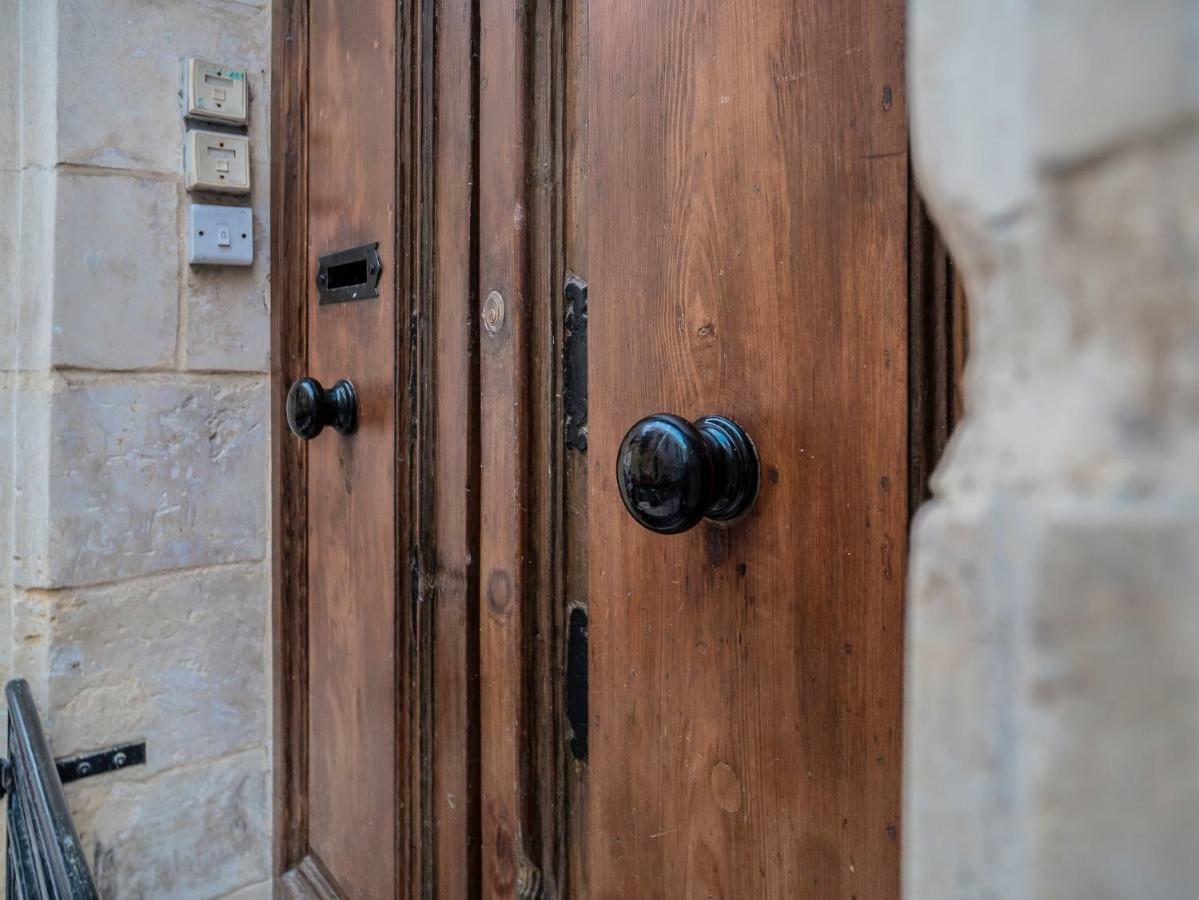Valletta Main Street Apartment Esterno foto